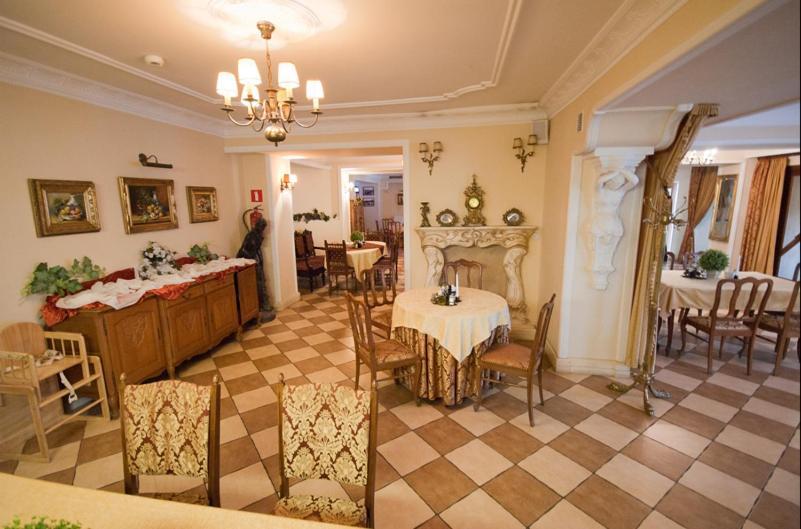 Hotel Maria Helena Szczawno-Zdroj Bagian luar foto