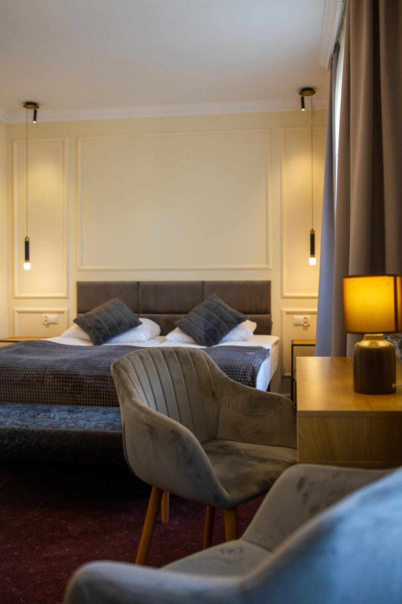 Hotel Maria Helena Szczawno-Zdroj Bagian luar foto