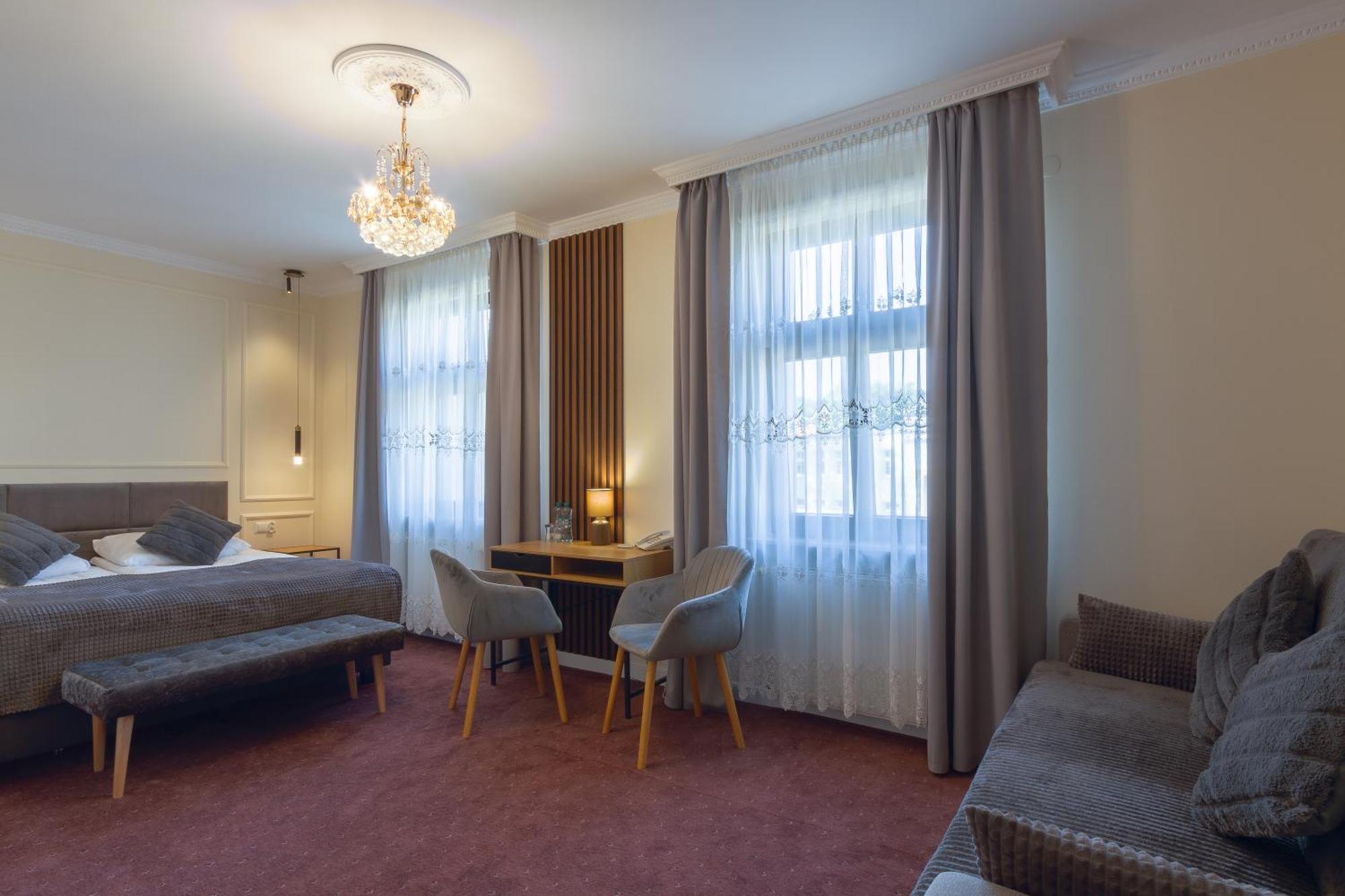 Hotel Maria Helena Szczawno-Zdroj Bagian luar foto