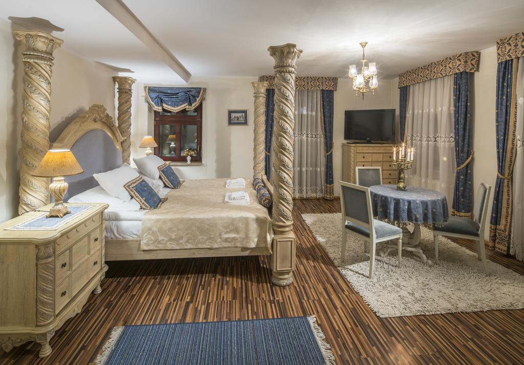 Hotel Maria Helena Szczawno-Zdroj Bagian luar foto