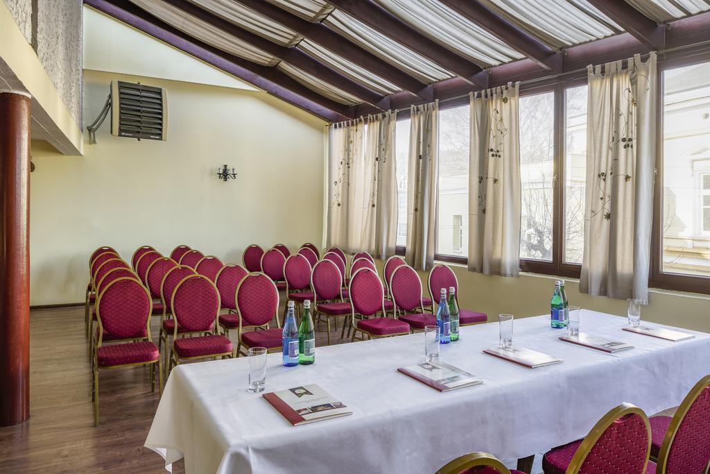 Hotel Maria Helena Szczawno-Zdroj Bagian luar foto